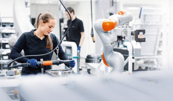 A robotika hatásai az iparra és társadalmunkra